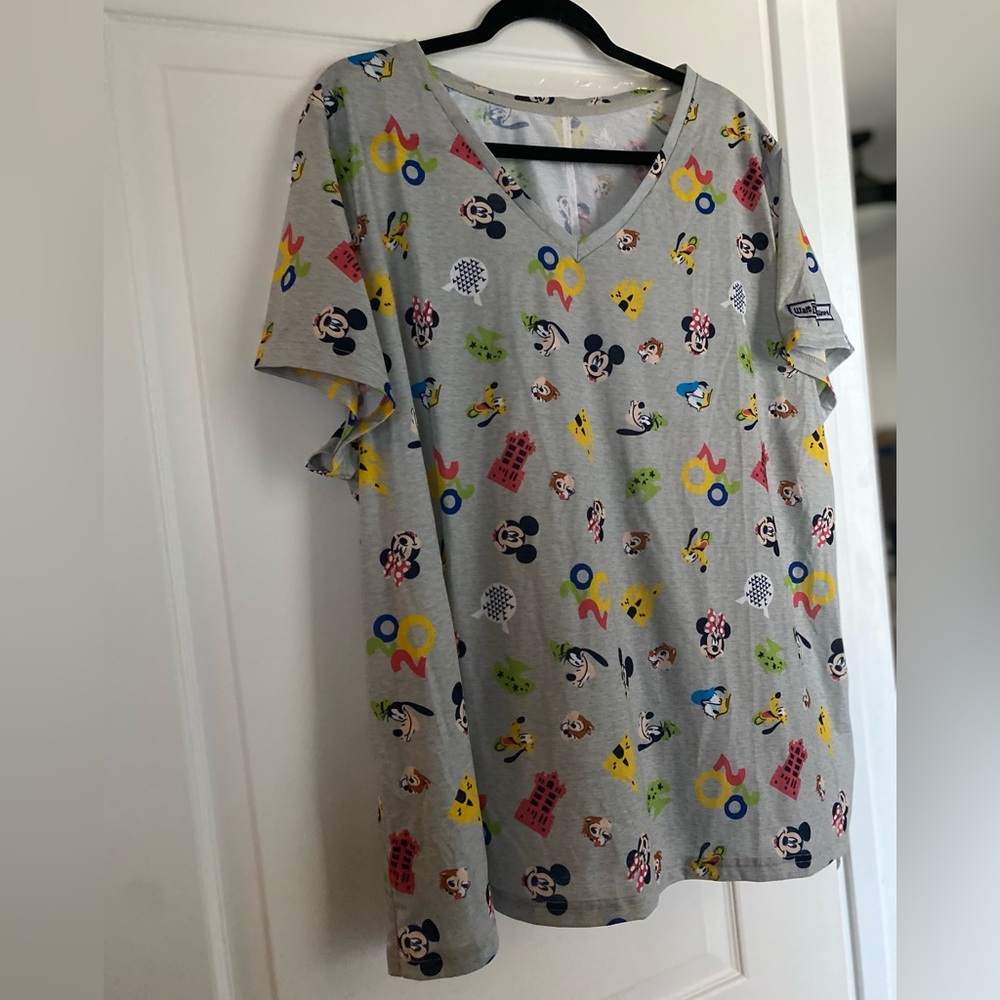 Disney All Over The World Women’s Plus - NWT